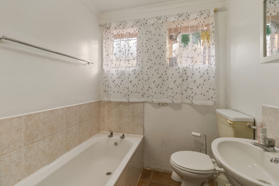 3 Bedroom Property for Sale in Fairview Golf Estate Western Cape